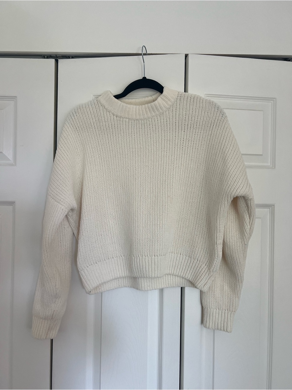Abercrombie & Fitch Off-White Ribbed Crewneck Sweater
